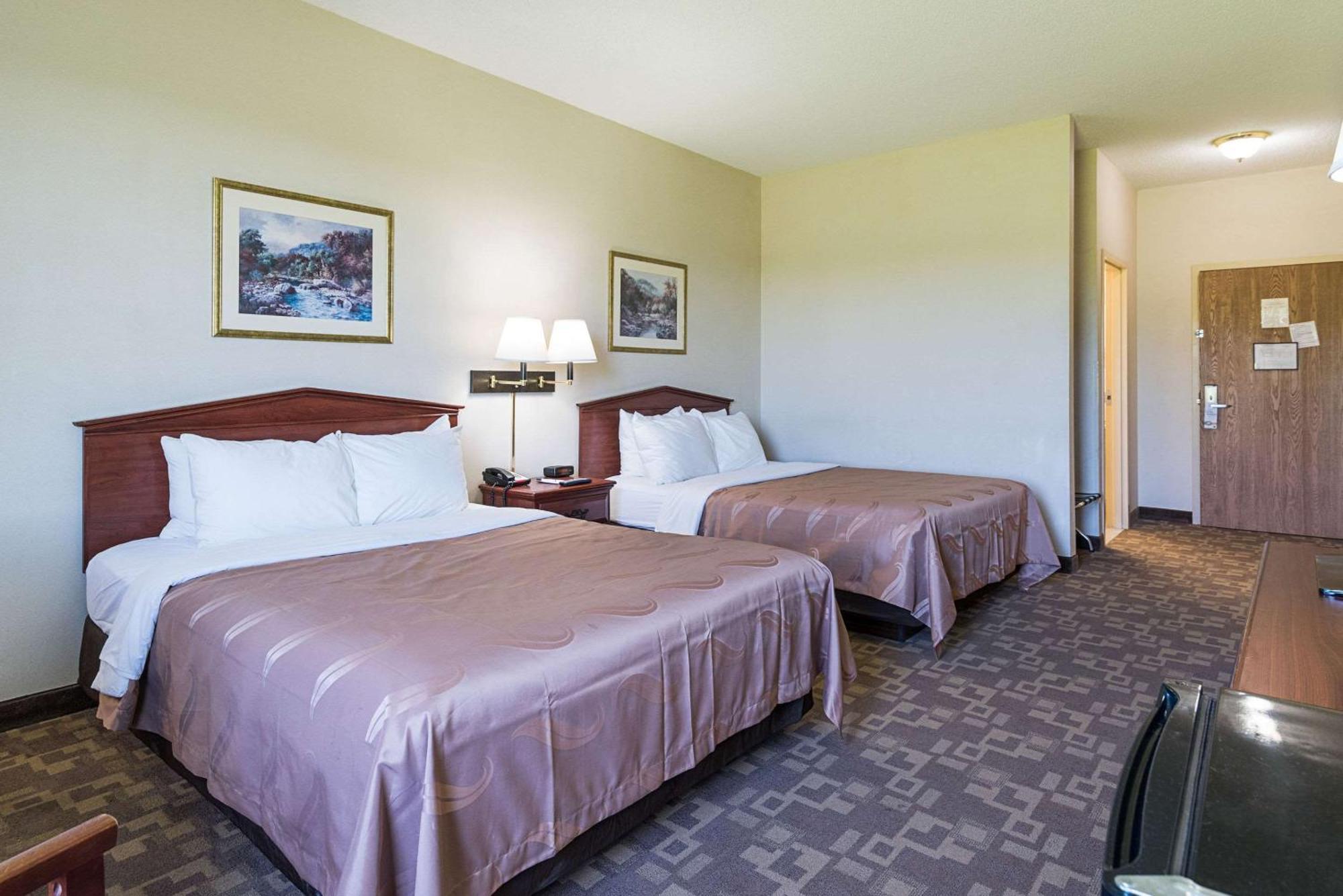 Quality Inn & Suites Schoharie Near Howe Caverns Экстерьер фото